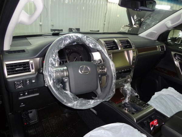 Установка охранного комплекса на Lexus GX 450