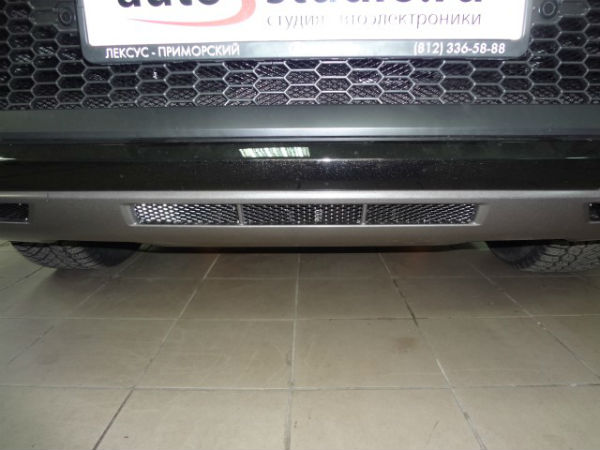 Установка защитной сетки радиатора на Lexus GX 450