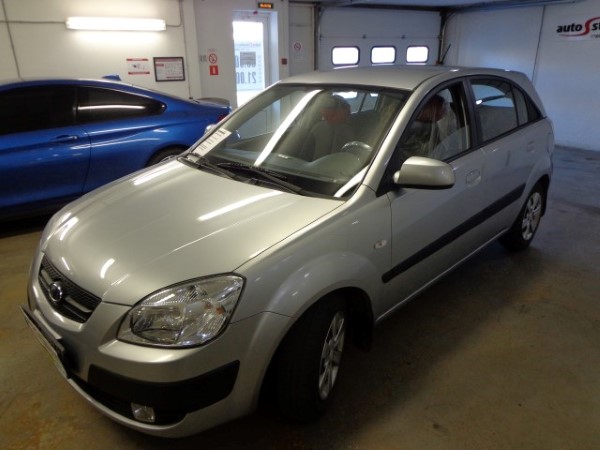 Установка сигнализации на Kia Rio