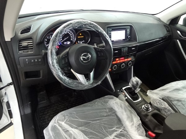 Установка камеры заднего вида на Mazda CX5
