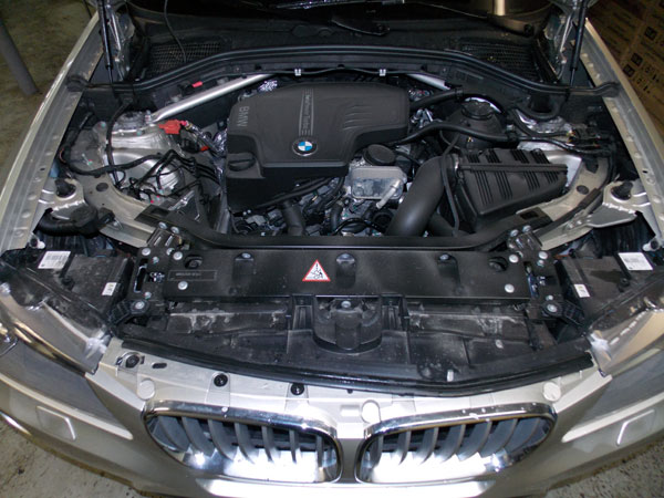 Установка охранного комплекса на BMW X3