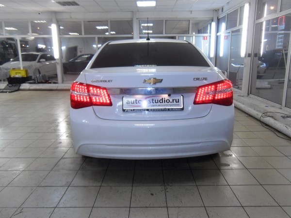 Замена передней и задней оптики на Chevrolet Cruze