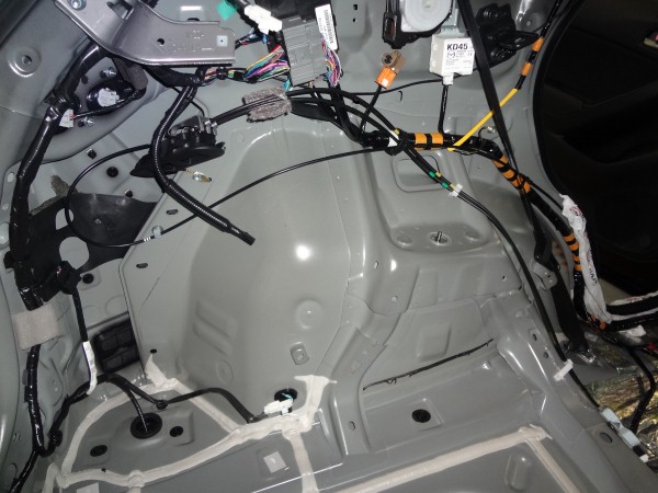 Комплексная вибро-шумоизоляция на Mazda CX5