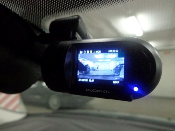 Установка видеорегистратора на Ford Focus