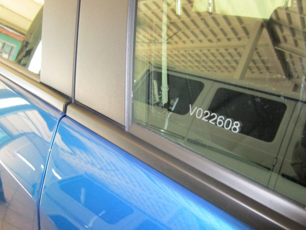 Маркировка стекол и зеркал на Mazda CX5