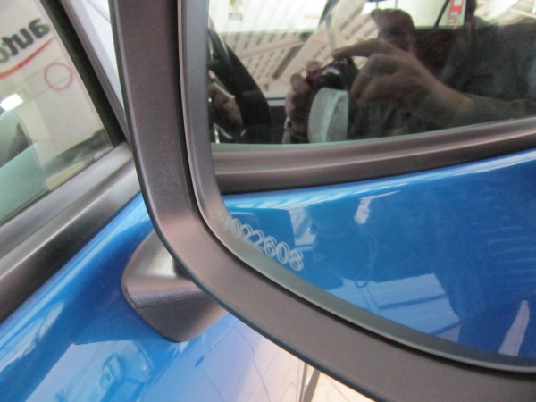 Маркировка стекол и зеркал на Mazda CX5