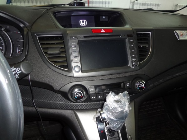 Установка головного устройства на Honda CRV