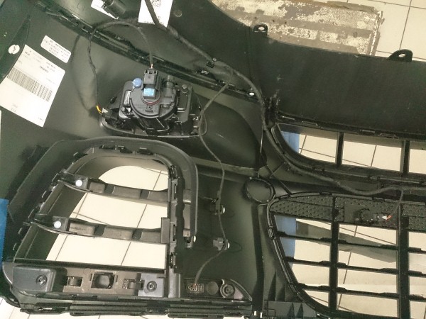 Установка защитной сетки радиатора на Porsche Macan