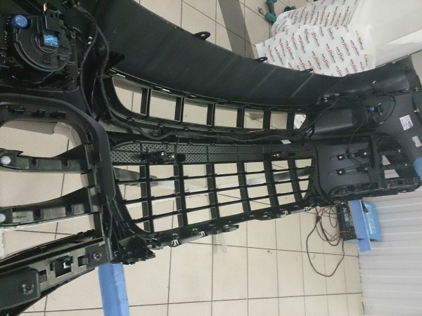 Установка защитной сетки радиатора на Porsche Macan