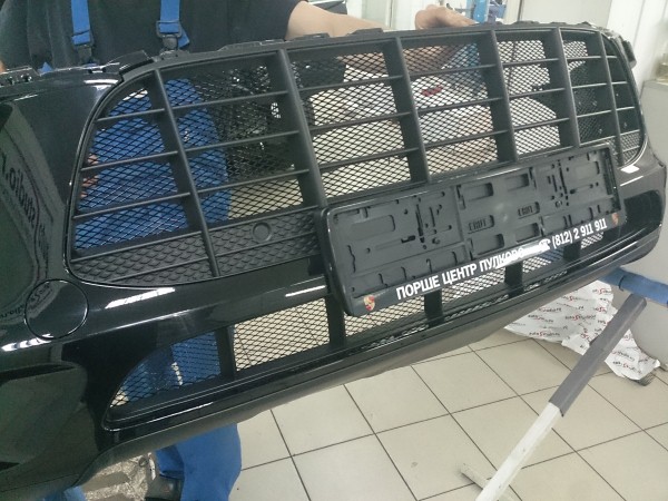 Установка защитной сетки радиатора на Porsche Macan