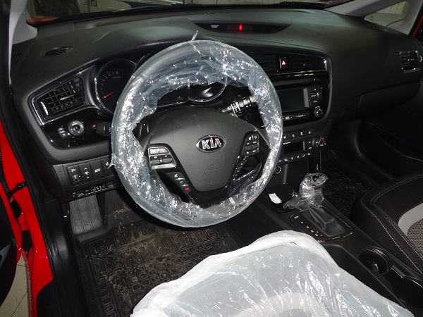 Установка охранного комплекса на Kia Ceed