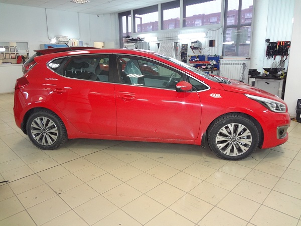 Установка охранного комплекса на Kia Ceed