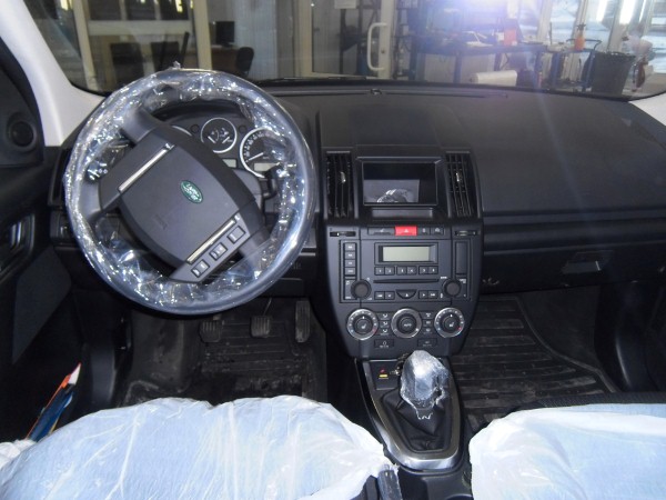 Установка охранного комплекса на Land Rover Freelander 