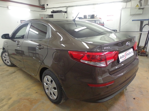 Установка охранного комплекса на Kia Rio