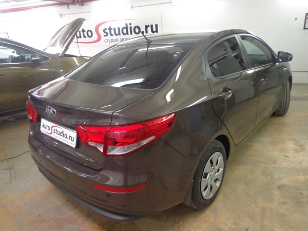 Установка охранного комплекса на Kia Rio