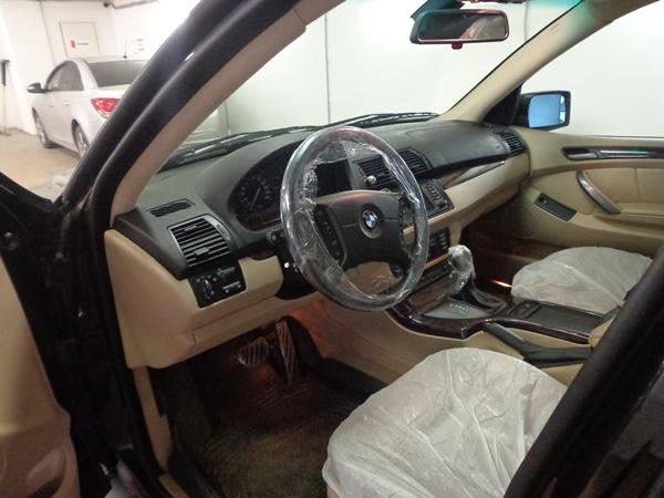 Установка охранного комплекса на BMW X5