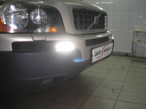 Установка дневных ходовых огней на Volvo XC90