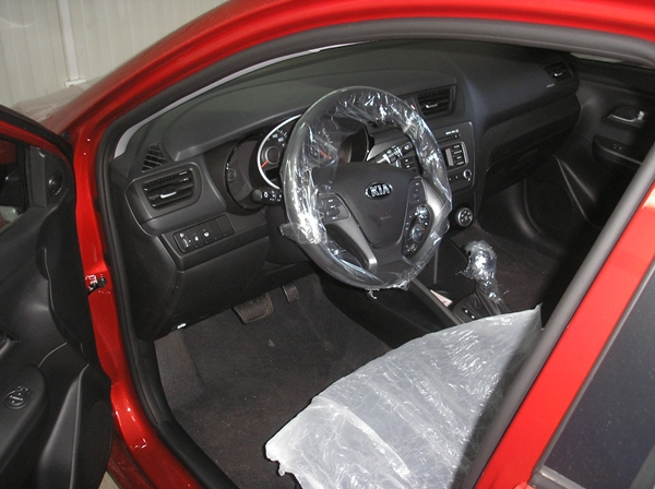 Установка охранного комплекса на Kia Rio