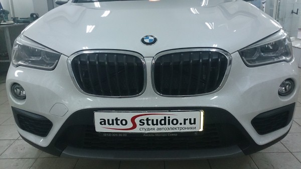 Установка защитной сетки радиатора на BMW X1