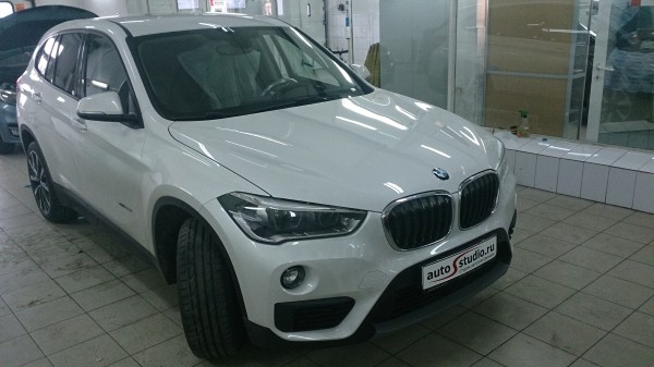 Установка защитной сетки радиатора на BMW X1