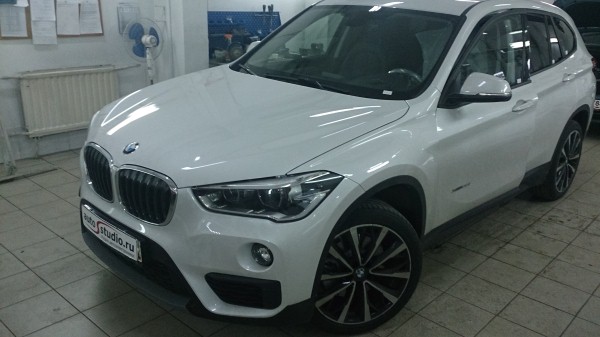 Установка защитной сетки радиатора на BMW X1