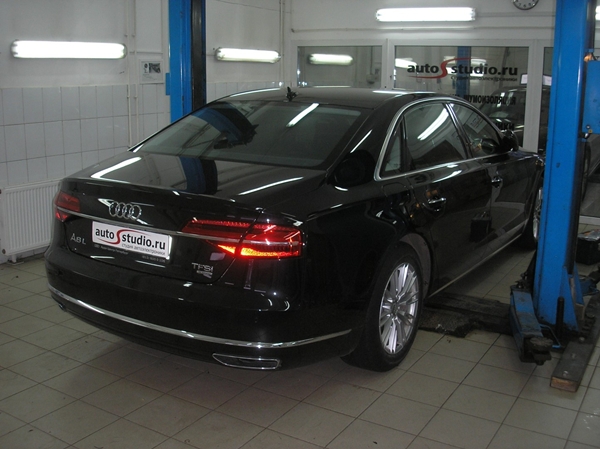 Установка охранного комплекса на Audi A8