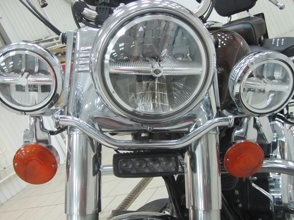 Установка дополнительной фары дальнего света на Harley Davidson