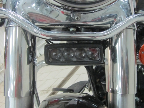 Установка дополнительной фары дальнего света на Harley Davidson