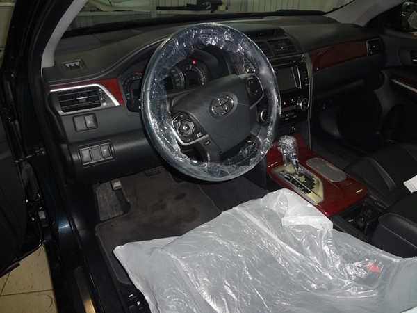 Установка охранного комплекса на Toyota Camry