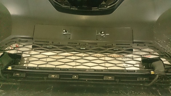 Установка защитной сетки радиатора на Nissan X-Trail
