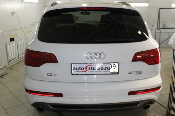Установка охранного комплекса на Audi Q7