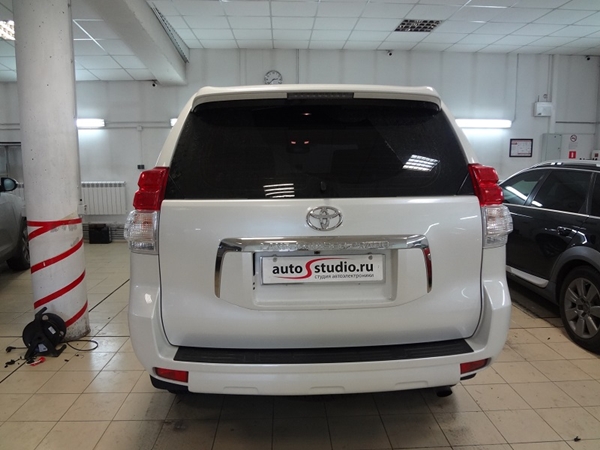 Установка мультимедии на Toyota Land Cruiser Prado 