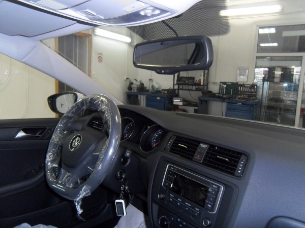 Установка зеркала с видеорегистратором на Renault Koleos