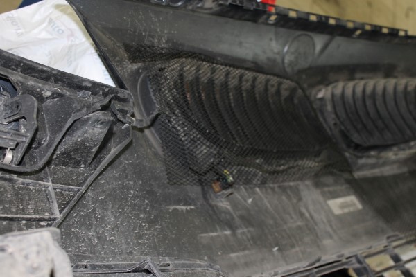 Установка защитной сетки радиатора на BMW 5 Series