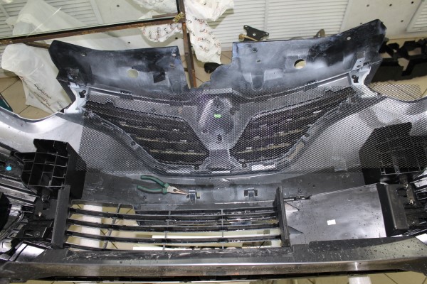 Установка защитной сетки радиатора на Renault Kaptur