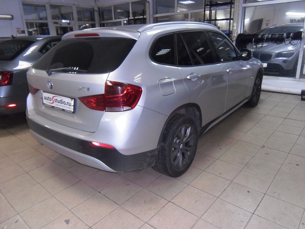 Установка охранного комплекса на BMW X1