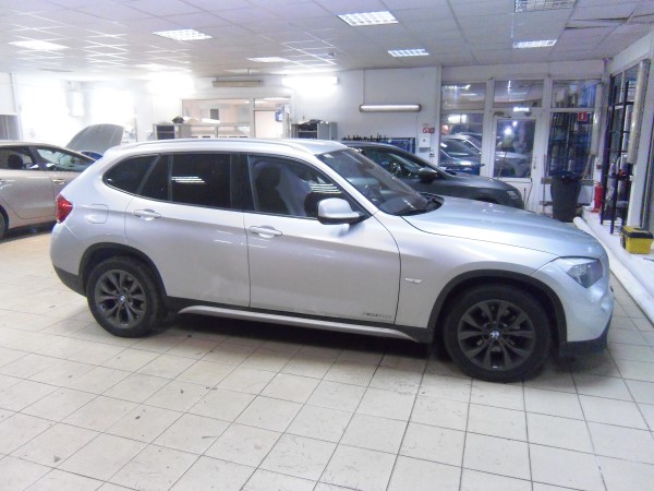 Установка охранного комплекса на BMW X1