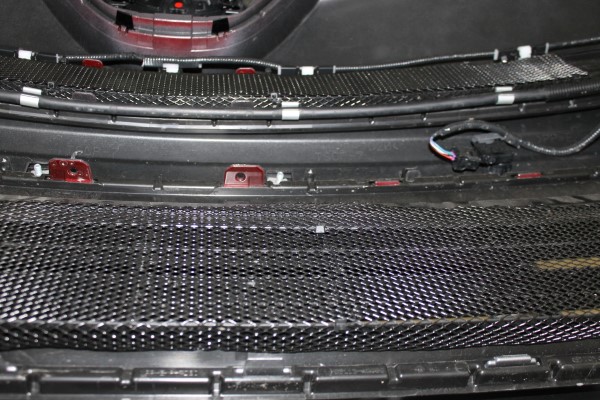 Установка защитной сетки радиатора на Toyota Rav4 