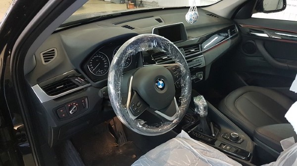 Установка охранного комплекса на BMW X1