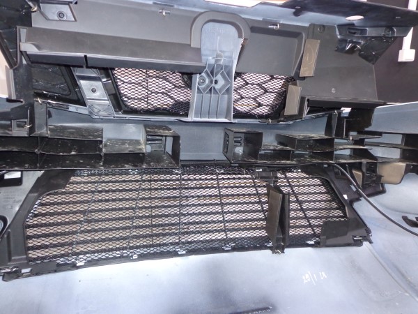 Установка защитной сетки радиатора на Nissan Terrano