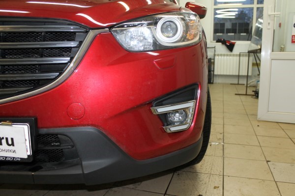 Установка дневных ходовых огней на Mazda CX-5