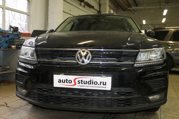 Установка защитной сетки радиатора на Volkswagen Tiguan