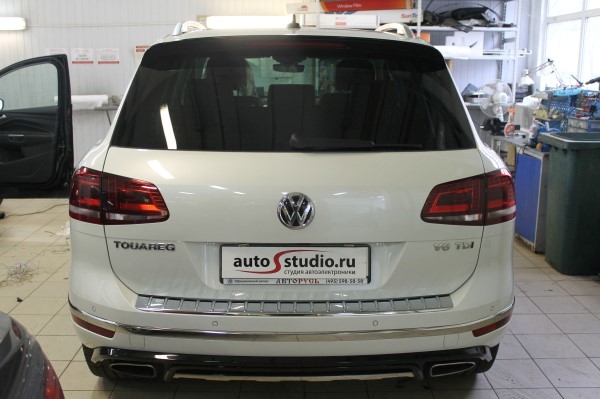 Нанесение защитной антигравийной пленки 3М на Volkswagen Touareg
