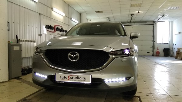 Установка дневных ходовых огней на Mazda CX-5