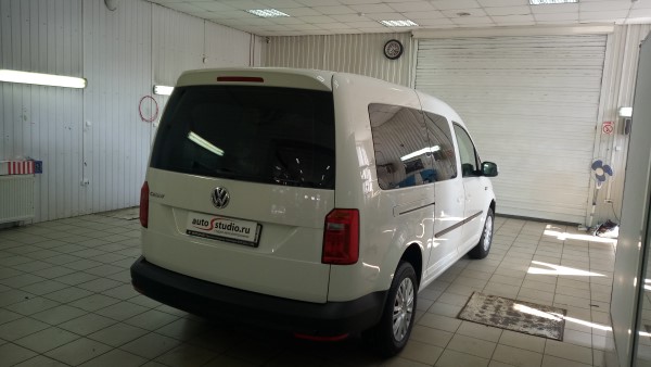 Установка парктроника на Volkswagen Caddy