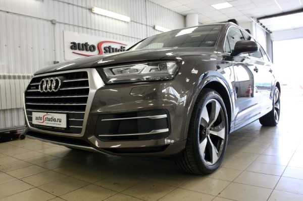 Установка охранного комплекса на Audi Q7