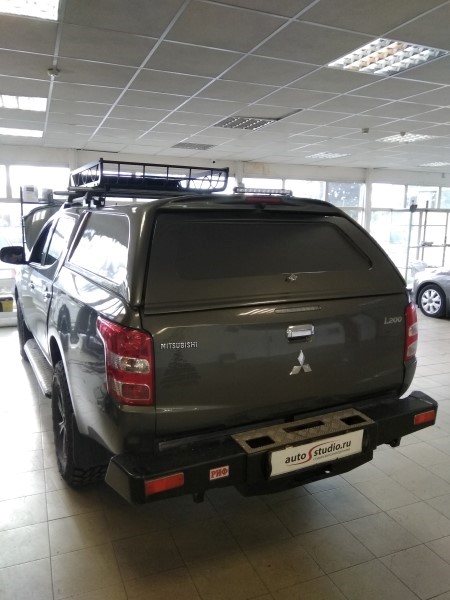 Установка дополнительных осветительных приборов на Mitsubishi L200