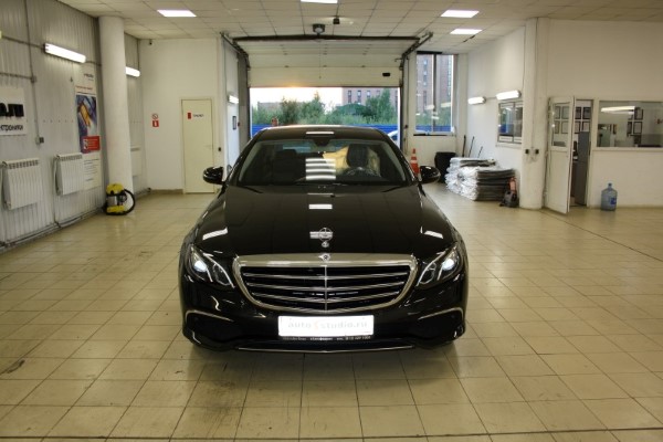 Установка охранного комплекса на Mercedes E-class