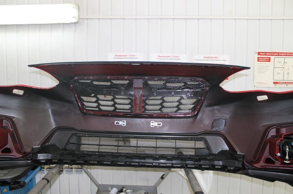 Установка защитной сетки радиатора на Subaru XV