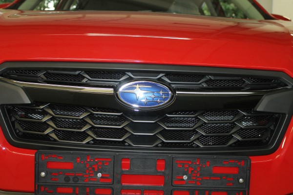 Установка защитной сетки радиатора на Subaru XV